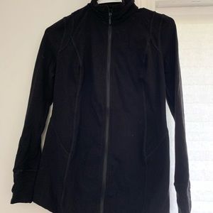 A Pea in the Pod black zip up